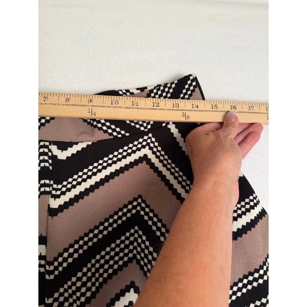 Tiffany & Grey Chevron Zigzag Skater Skirt Black Taupe Geometric Mini Skirt